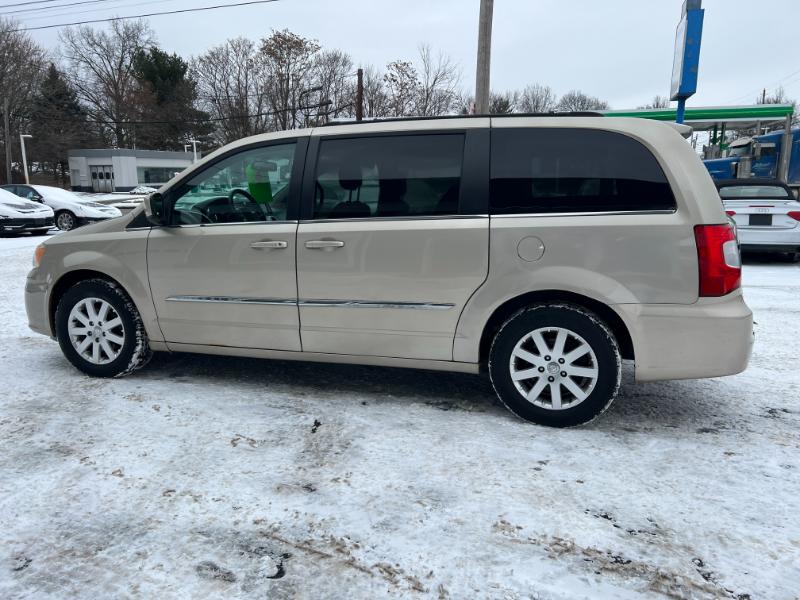 Chrysler Town & Country Touring 2013