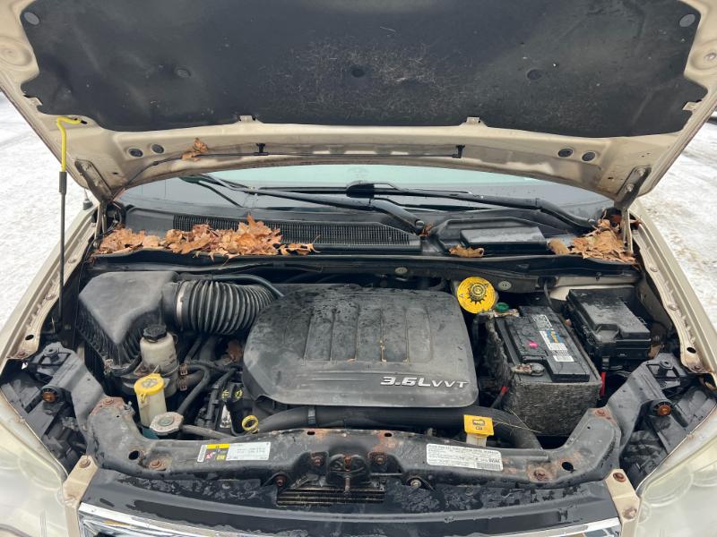 Chrysler Town & Country Touring 2013