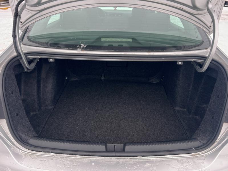 Volkswagen Jetta SE PZEV 2011