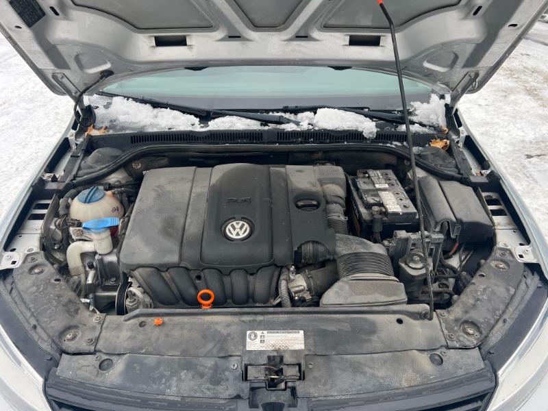 Volkswagen Jetta SE PZEV 2011