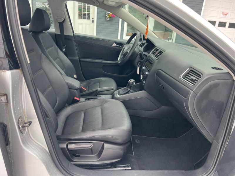 Volkswagen Jetta SE PZEV 2011