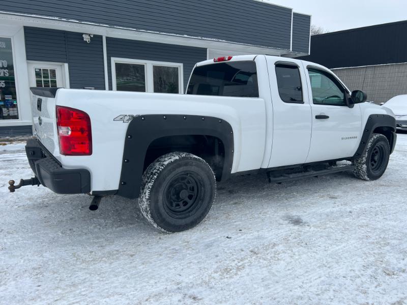 Chevrolet Silverado 1500 Work Truck Ext. Cab 4WD 2012