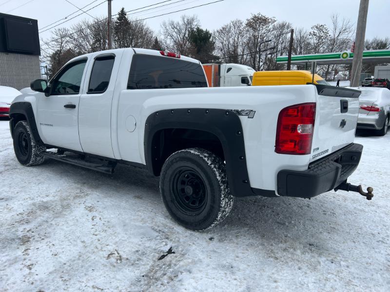 Chevrolet Silverado 1500 Work Truck Ext. Cab 4WD 2012