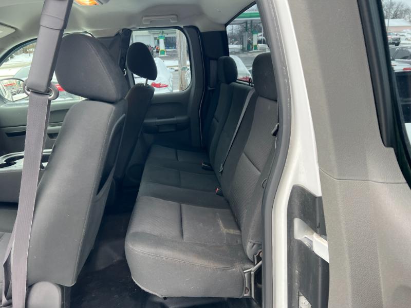 Chevrolet Silverado 1500 Work Truck Ext. Cab 4WD 2012