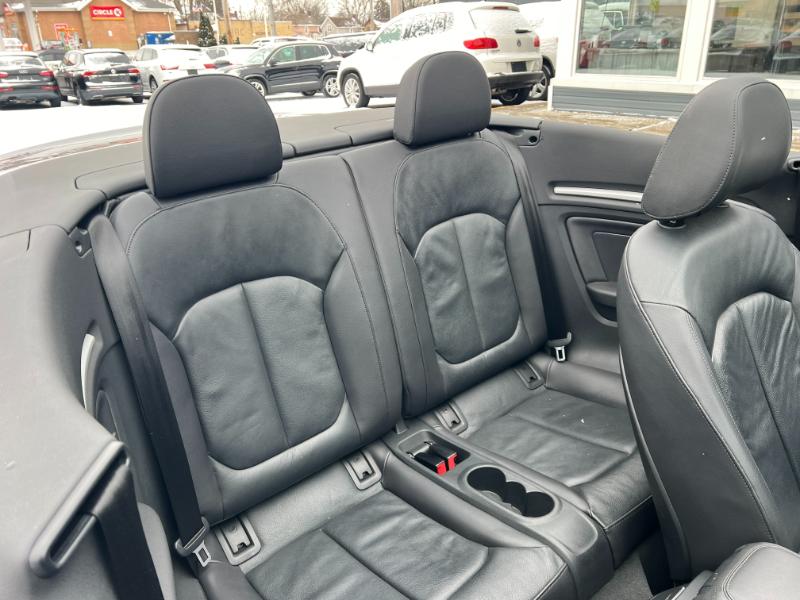 Audi A3 2.0T Premium Cabriolet quattro S tronic 2015