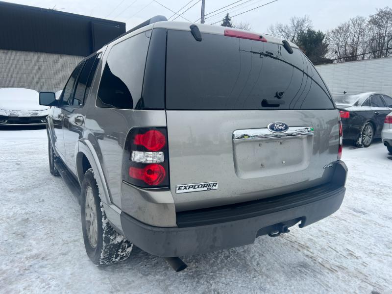 Ford Explorer XLT 4.0L 4WD 2008