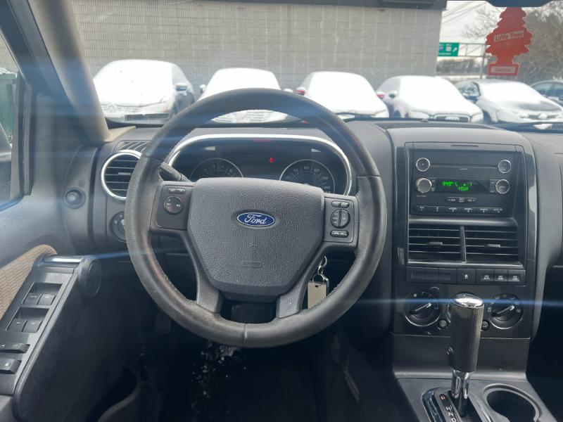 Ford Explorer XLT 4.0L 4WD 2008