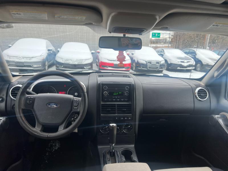 Ford Explorer XLT 4.0L 4WD 2008