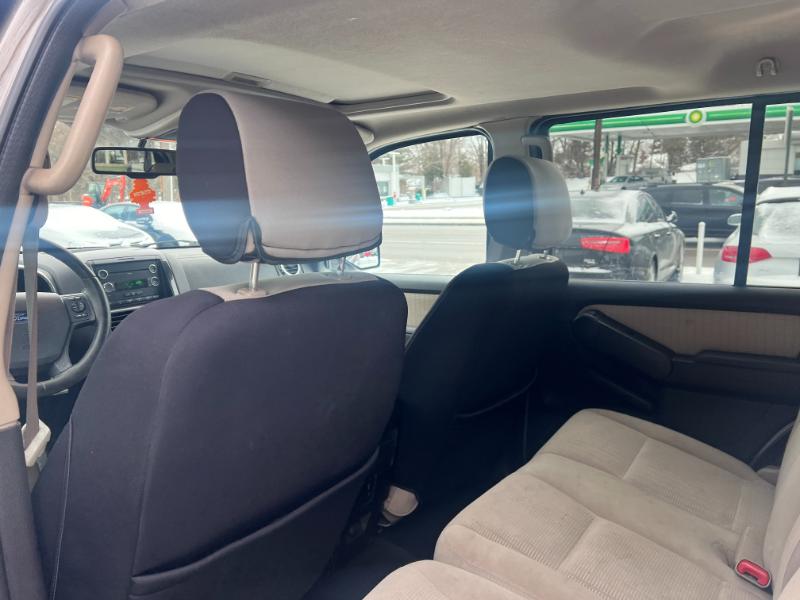 Ford Explorer XLT 4.0L 4WD 2008