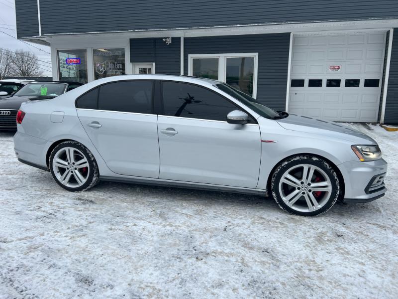 Volkswagen Jetta GLI SE 6A 2016