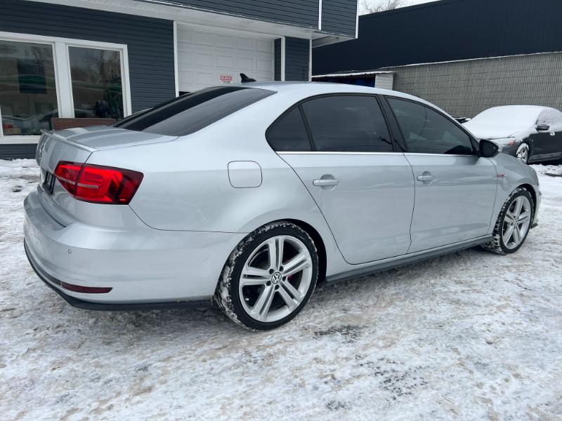 Volkswagen Jetta GLI SE 6A 2016