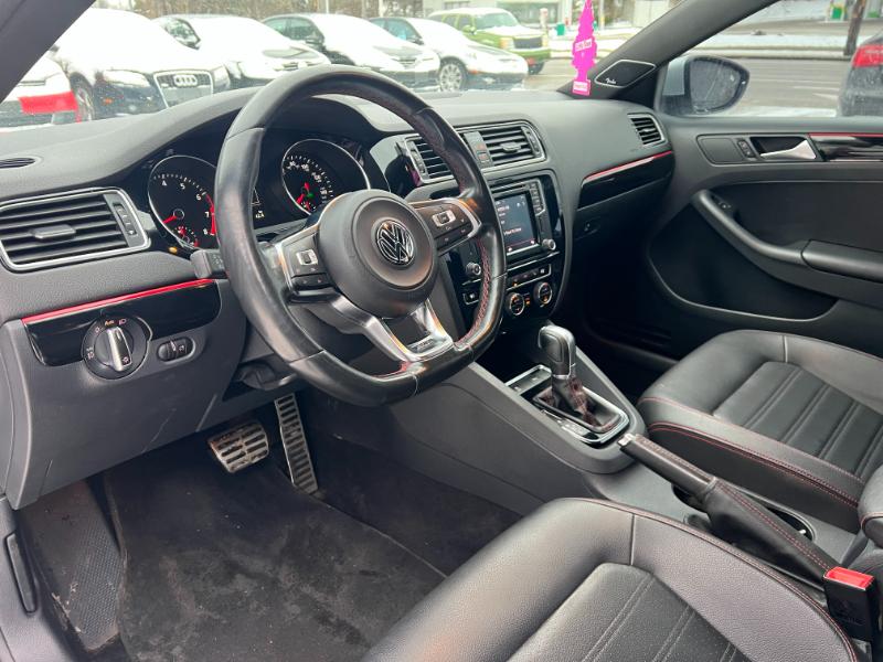 Volkswagen Jetta GLI SE 6A 2016