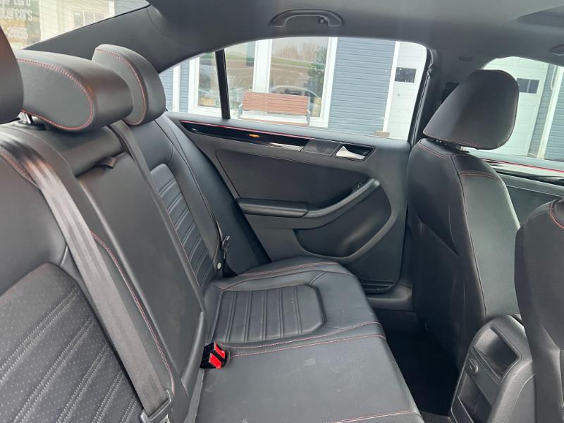 Volkswagen Jetta GLI SE 6A 2016