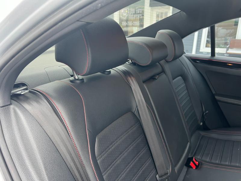 Volkswagen Jetta GLI SE 6A 2016