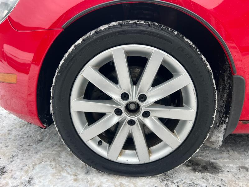 Volkswagen Jetta SportWagen 2.0L TDI 2013