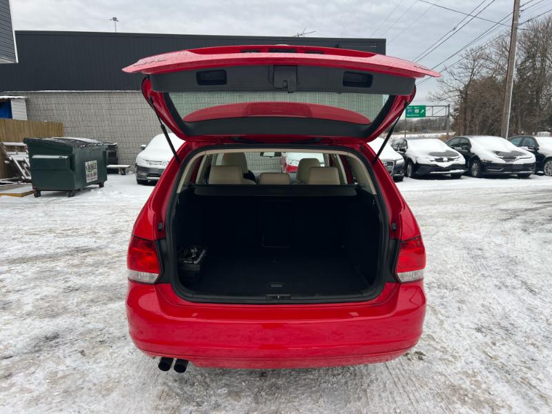 Volkswagen Jetta SportWagen 2.0L TDI 2013