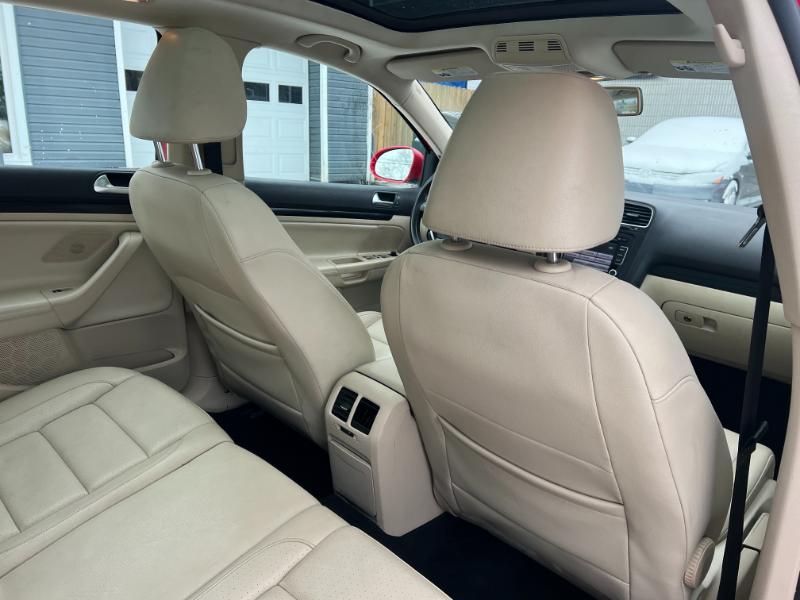 Volkswagen Jetta SportWagen 2.0L TDI 2013