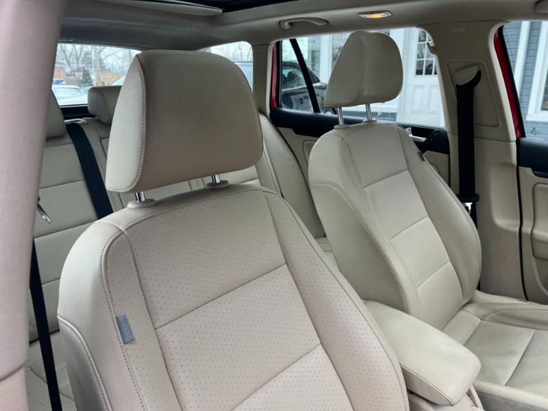 Volkswagen Jetta SportWagen 2.0L TDI 2013