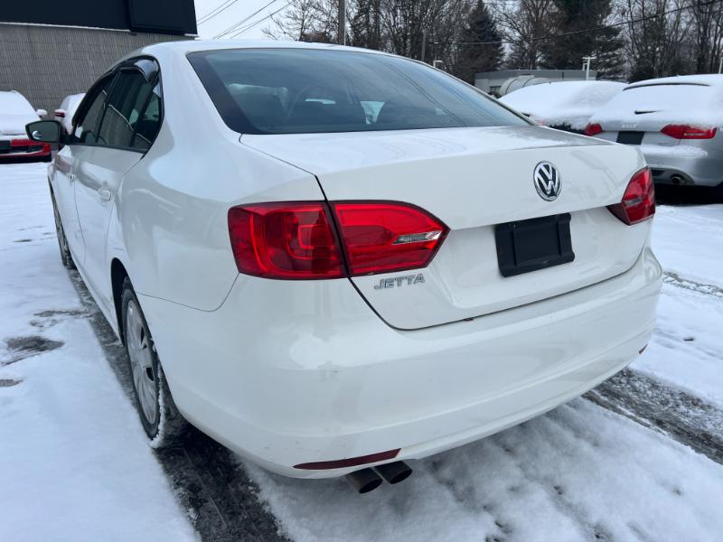 Volkswagen Jetta S 2012