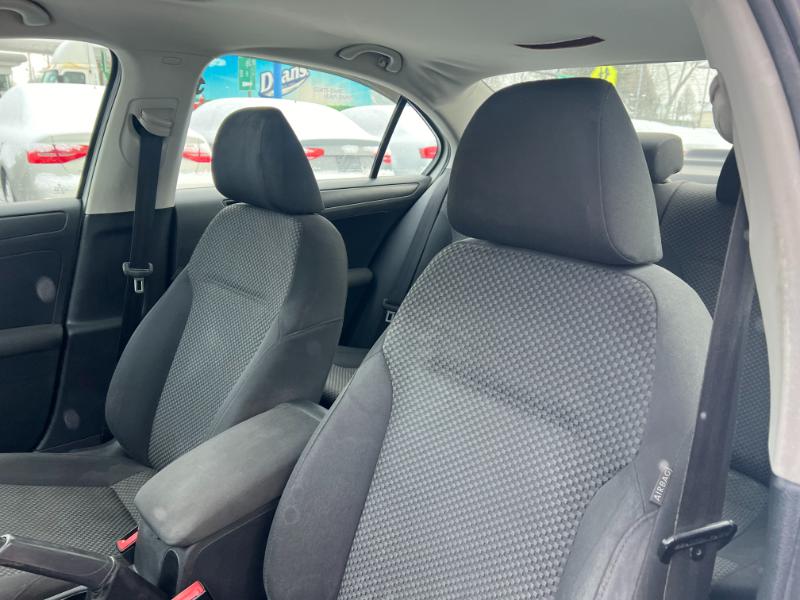 Volkswagen Jetta S 2012