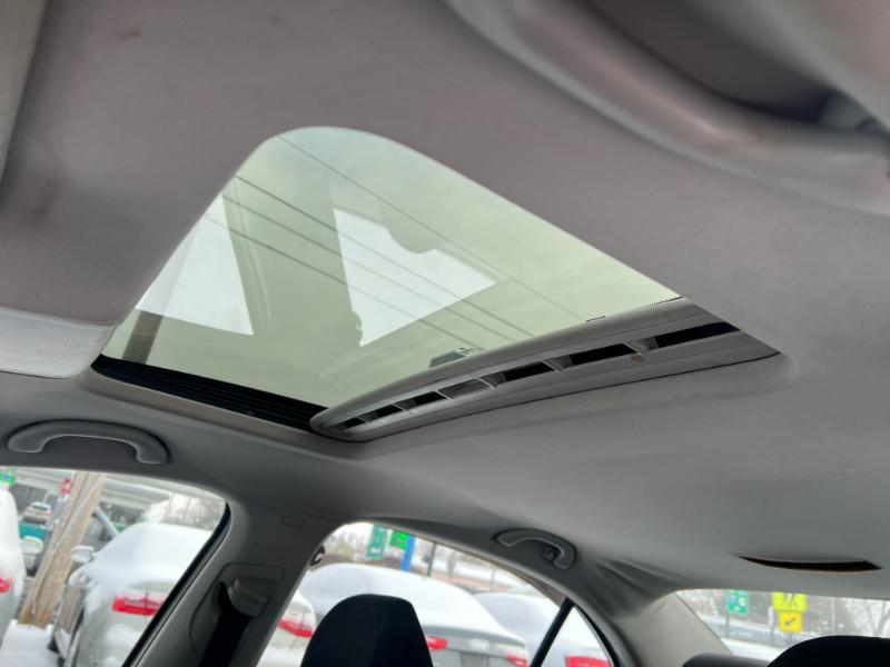 Volkswagen Jetta S 2012