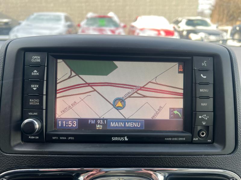 Chrysler Town & Country Limited 2012