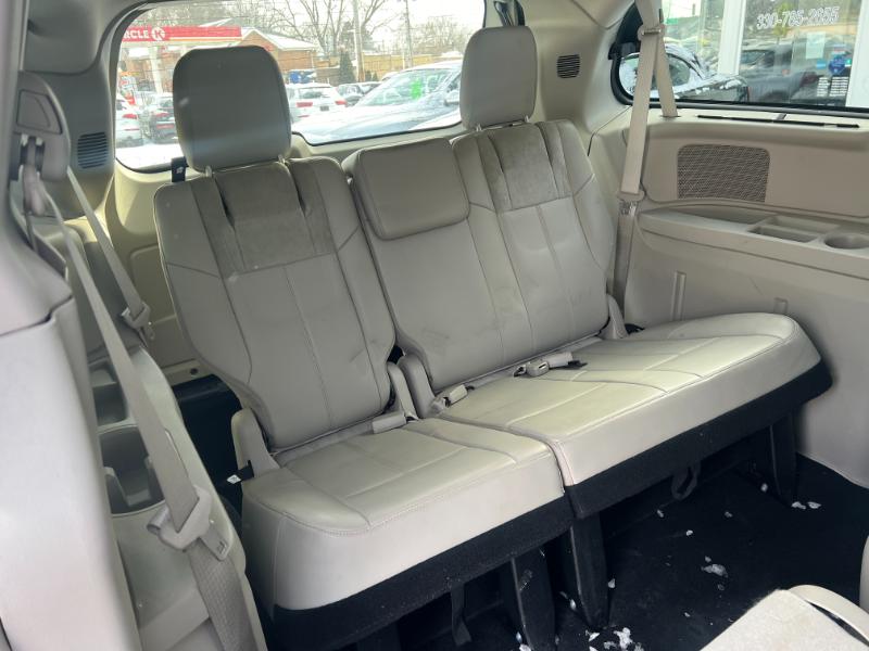 Chrysler Town & Country Limited 2012