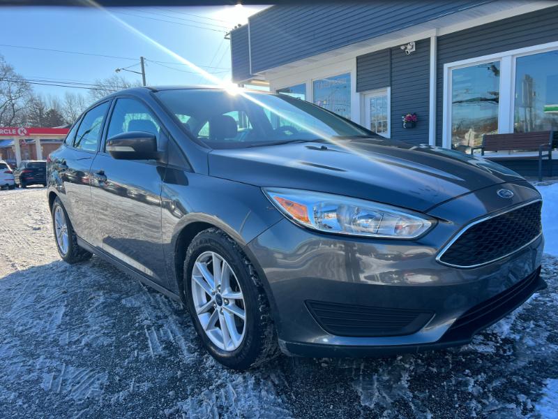 2016 Ford Focus SE Sedan
