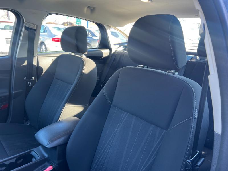 Ford Focus SE Sedan 2016