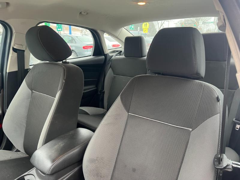 Ford Focus SE Sedan 2013