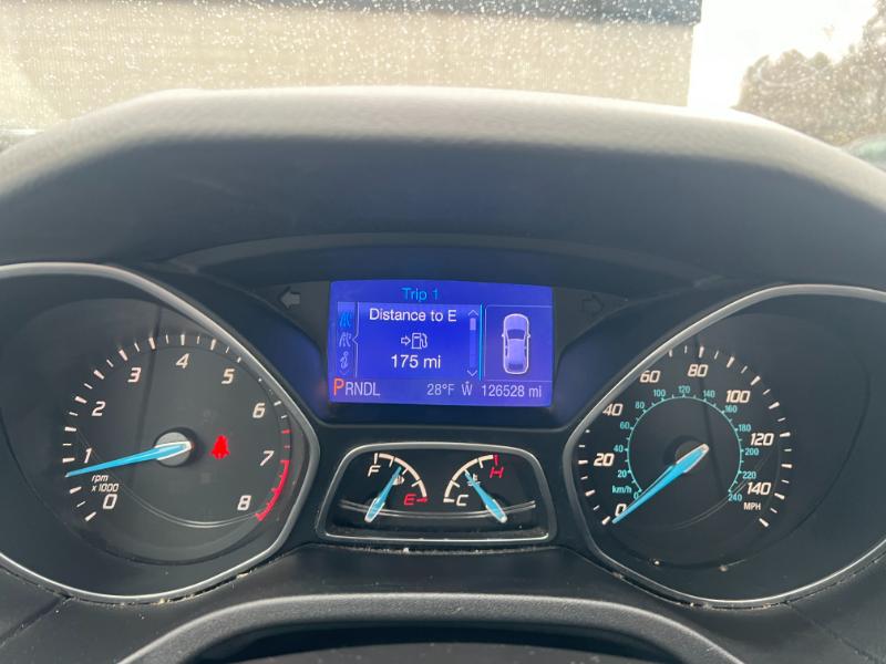 Ford Focus SE Sedan 2013