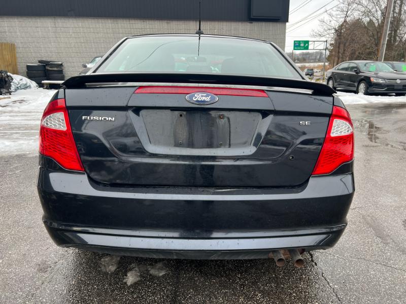 Ford Fusion I4 SE 2011