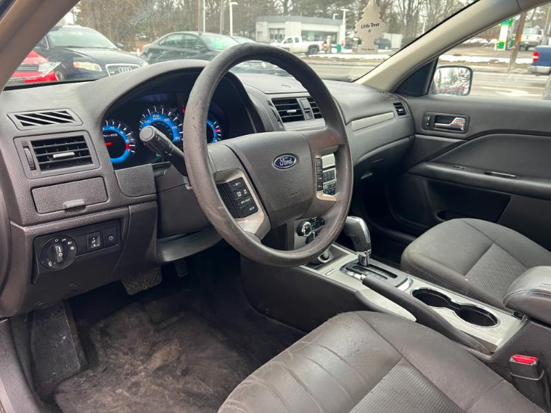 Ford Fusion I4 SE 2011