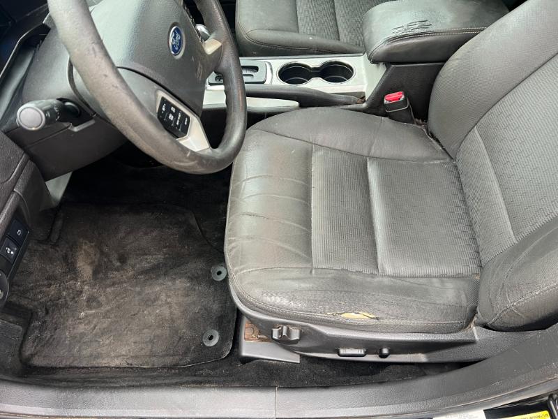 Ford Fusion I4 SE 2011