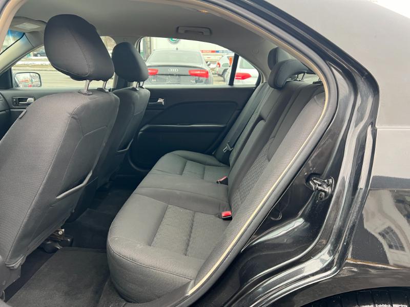 Ford Fusion I4 SE 2011