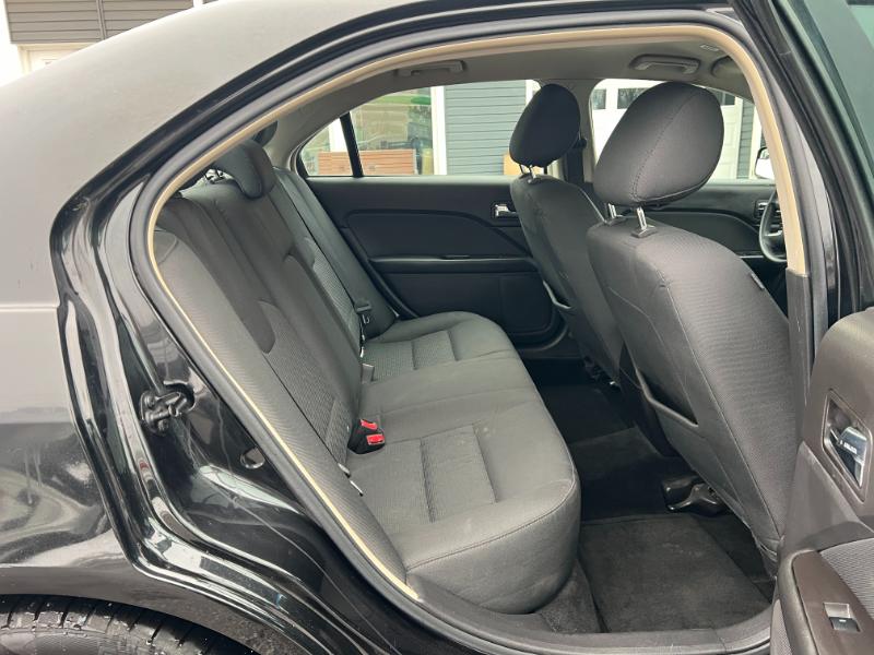 Ford Fusion I4 SE 2011