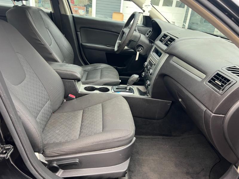 Ford Fusion I4 SE 2011