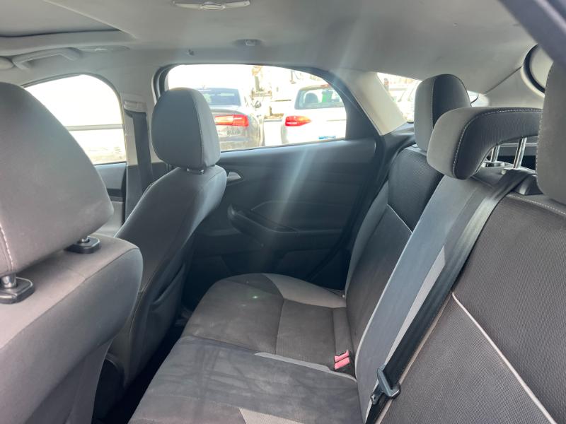 Ford Focus SE Hatch 2014