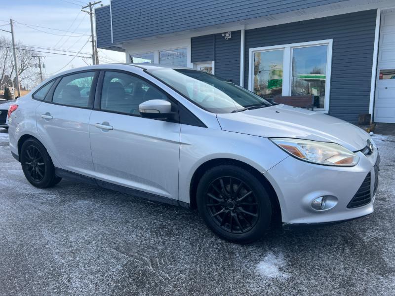 Ford Focus SE Sedan 2013