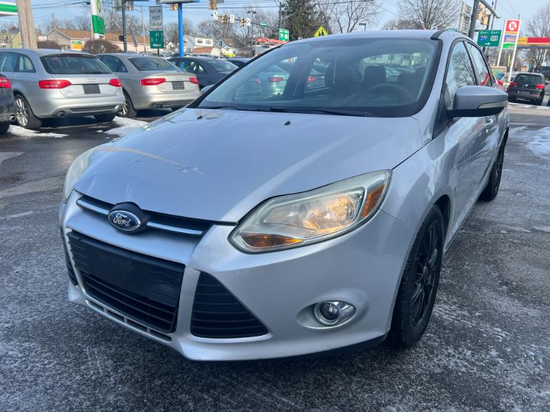 Ford Focus SE Sedan 2013