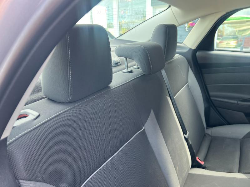 Ford Focus SE Sedan 2013