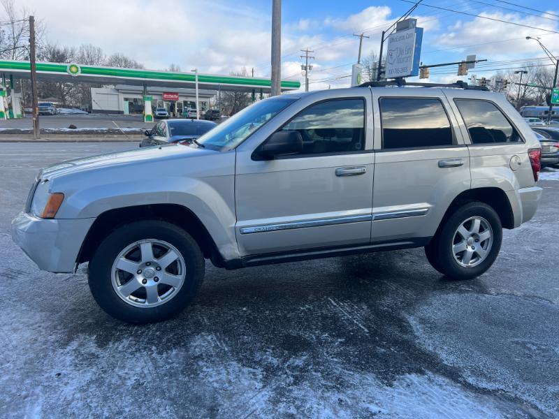 Jeep Grand Cherokee Laredo 4WD 2010