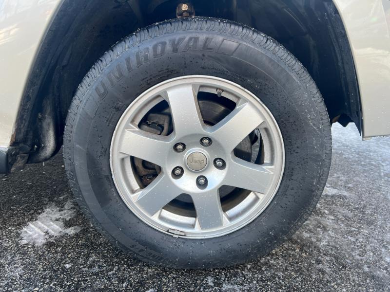 Jeep Grand Cherokee Laredo 4WD 2010