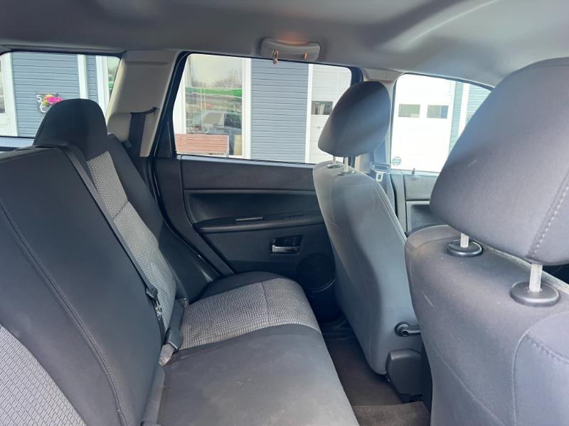 Jeep Grand Cherokee Laredo 4WD 2010