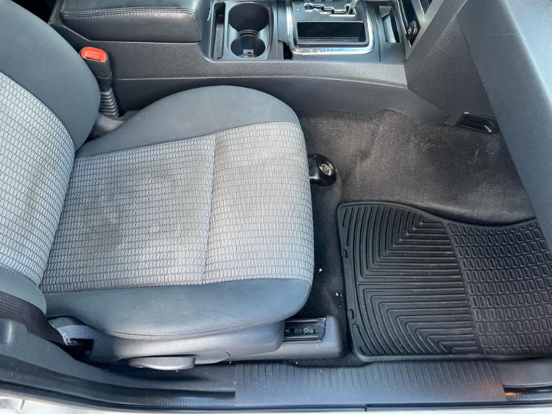 Jeep Grand Cherokee Laredo 4WD 2010