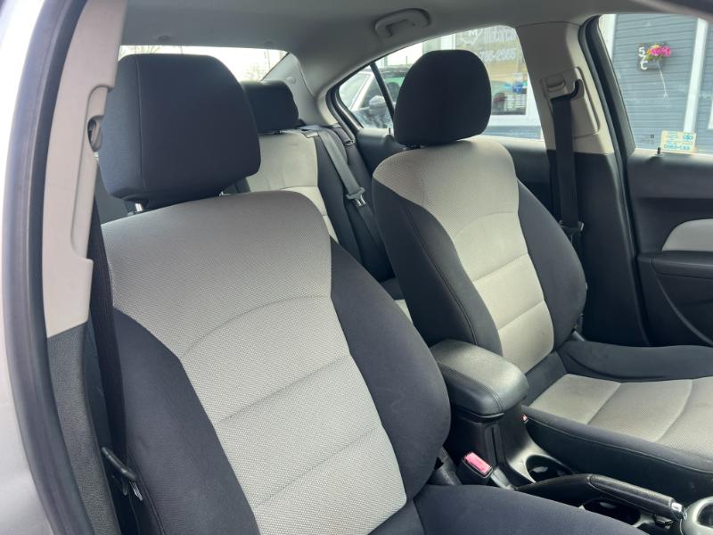 Chevrolet Cruze 2LS 2012