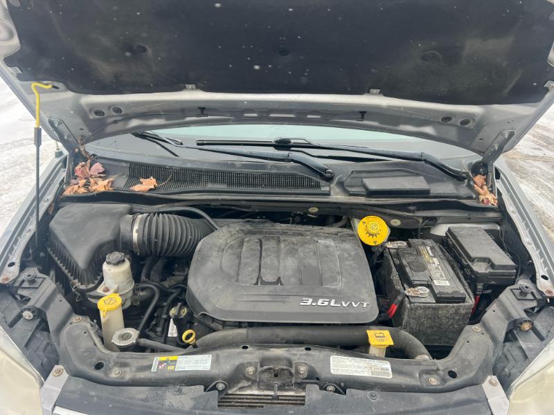 Chrysler Town & Country Touring 2013