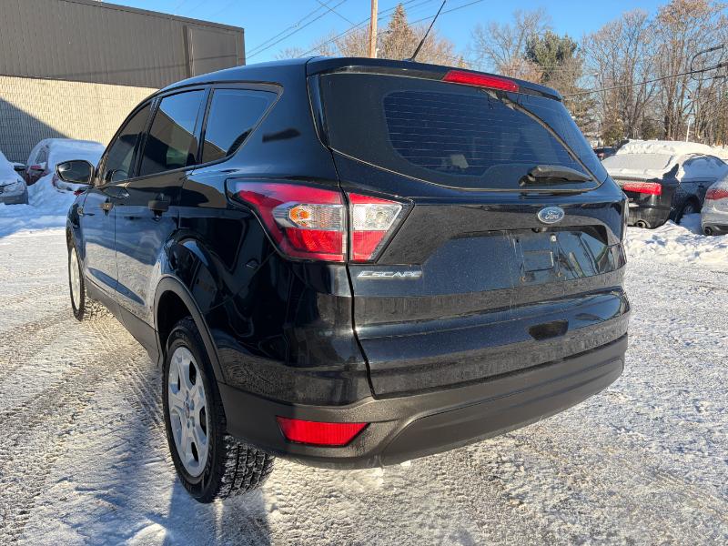 Ford Escape S FWD 2017