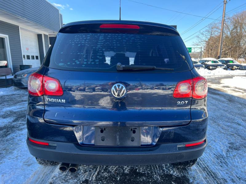 Volkswagen Tiguan SEL 2011