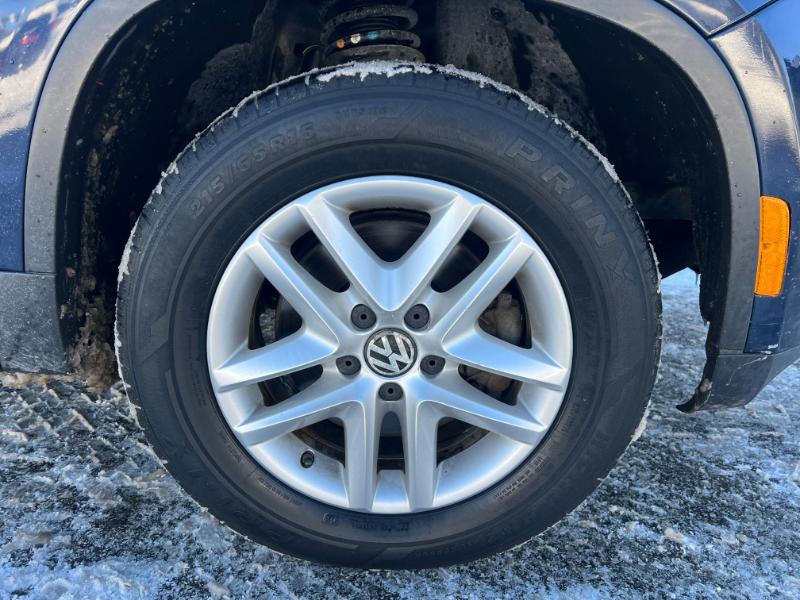 Volkswagen Tiguan SEL 2011